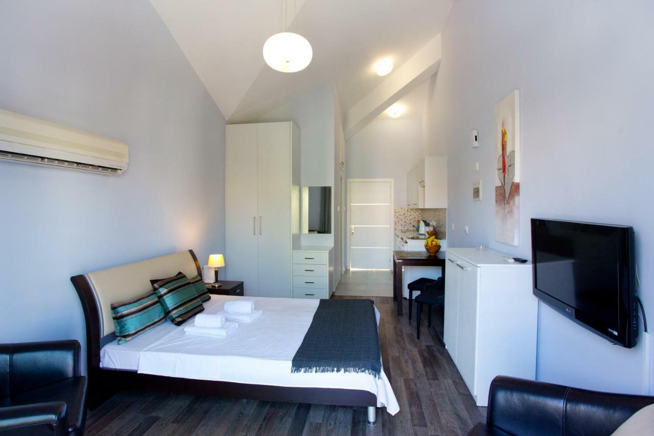 Galatex Beach Living By Trulycyprus Lemesos Exteriér fotografie