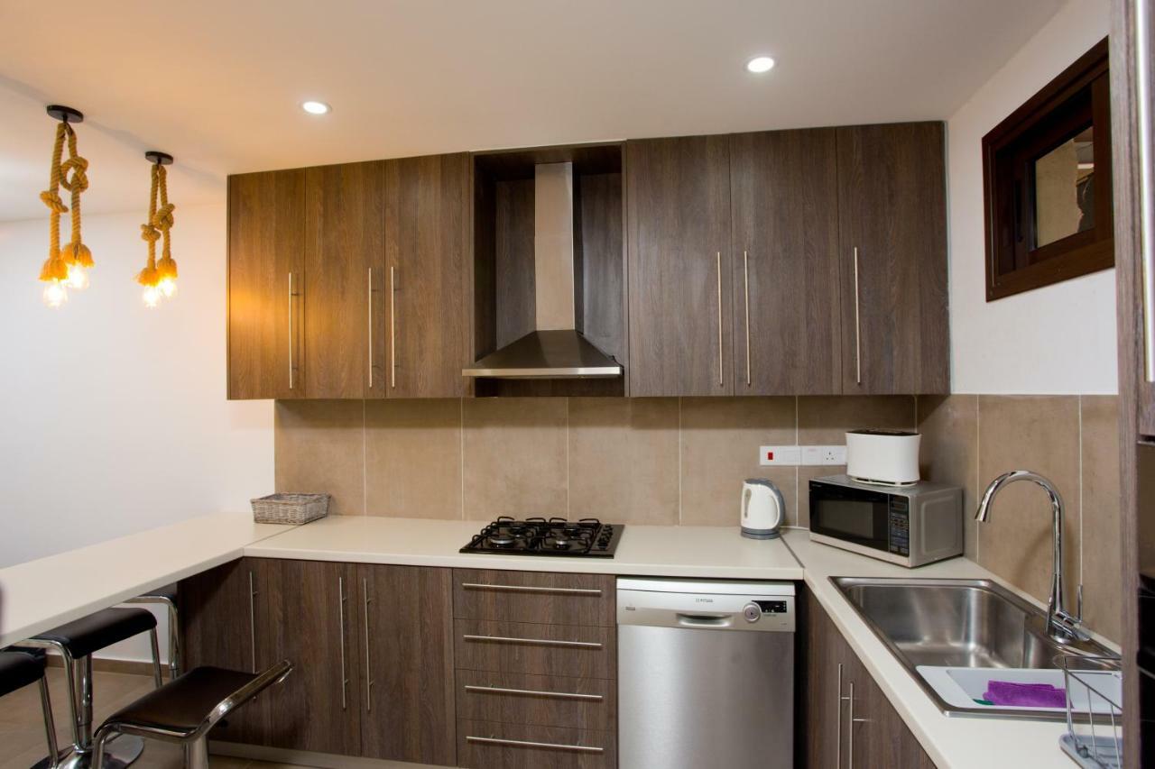 Galatex Beach Living By Trulycyprus Lemesos Exteriér fotografie